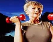 foto-exercicio-de-fortalecimento-para-idosos-11