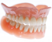 Prótese Dentária (3)